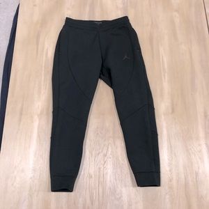 Jordan Thermo Tech Jogger Sweats - Black